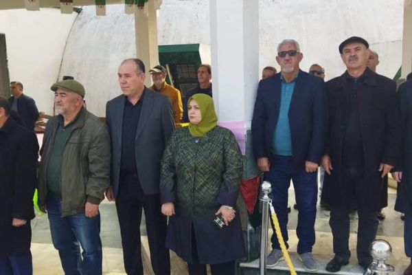 simtiere-chahid-540D4F65E-12CB-C896-C078-C75599B1F5D4.jpg